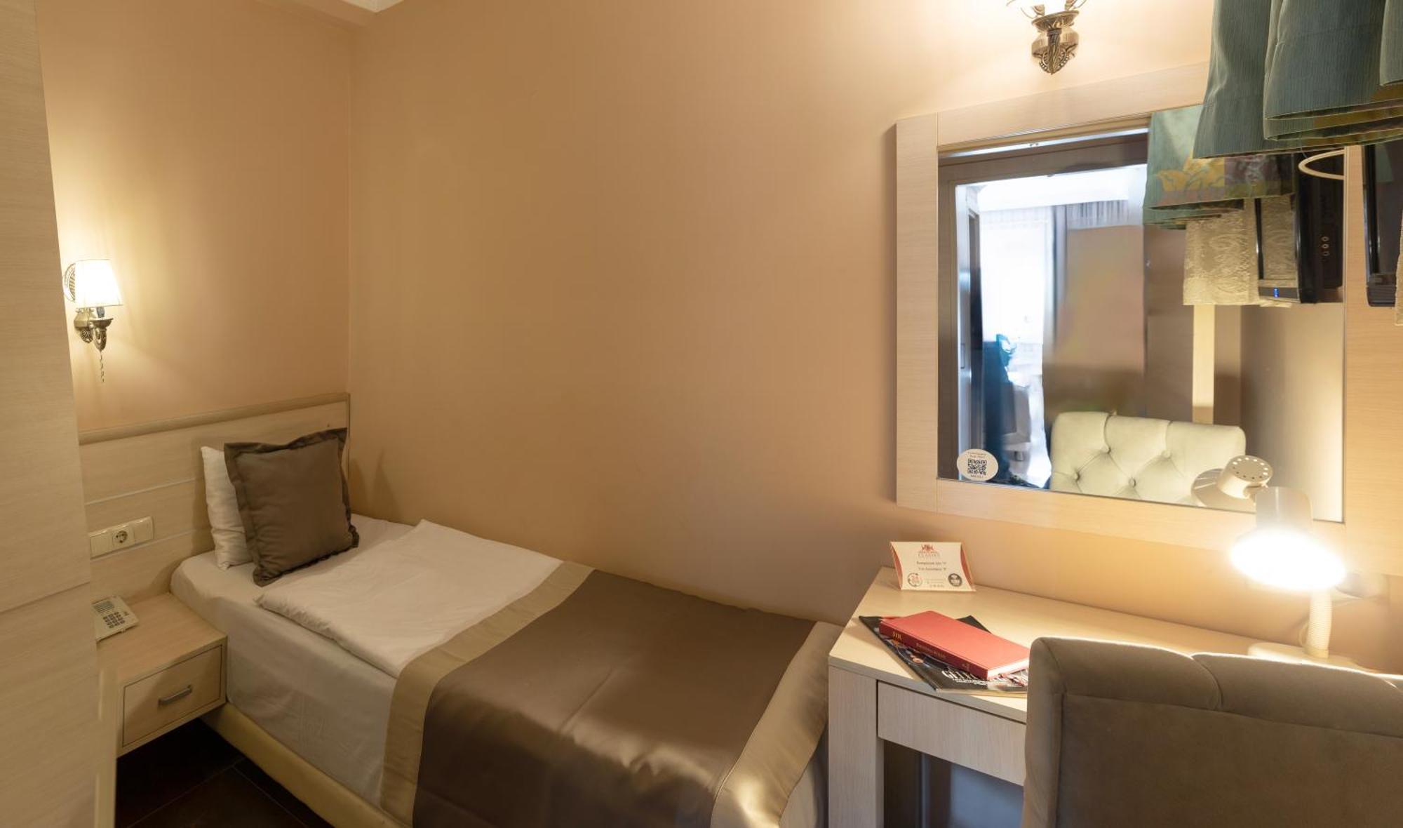 Otel Classes Airport